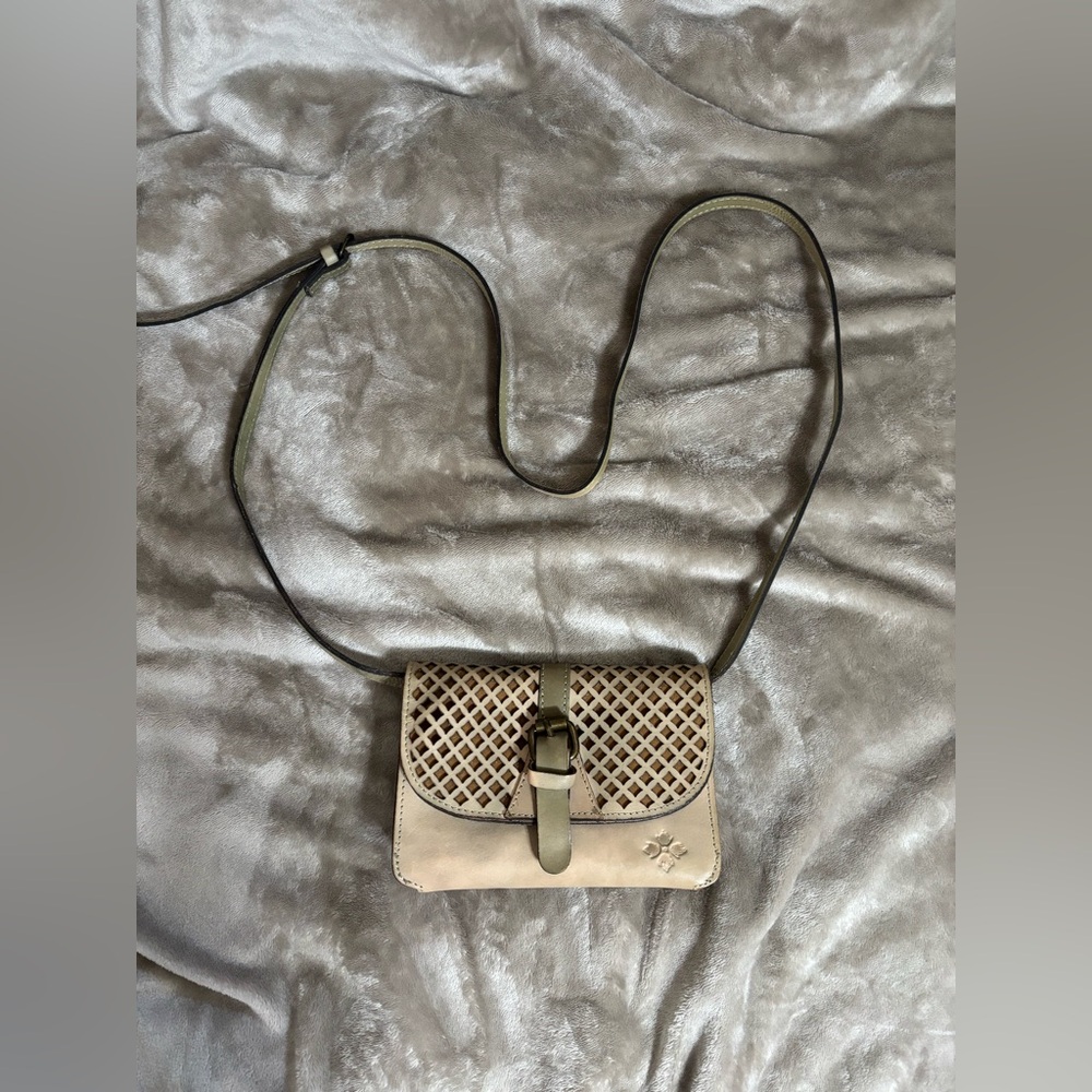 Patricia Nash Stylish Tan Crossbody Bag